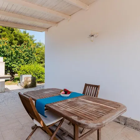 Casa Plautilla بيت للعطل